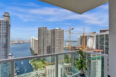 31 SE 5th St #4112, Miami, FL 33131 - Photo 25