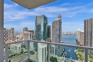 31 SE 5th St, Miami, FL 33131 - Photo 25