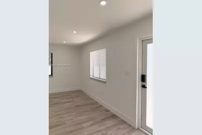 3609 SW 27th St #0, Miami, FL 33133 - Photo 5