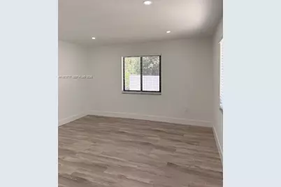 3609 SW 27th St #0, Miami, FL 33133 - Photo 3