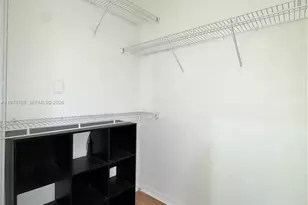 2010 SE 14th St, Homestead, FL 33035 - Photo 11