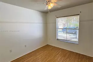 2010 SE 14th St, Homestead, FL 33035 - Photo 5