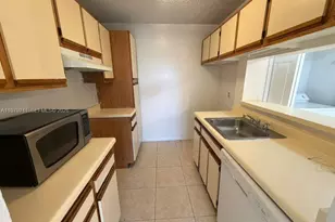 4241 W McNab Rd, Pompano Beach, FL 33069 - Photo 15