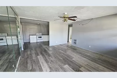 374 NW 31st Ave, Fort Lauderdale, FL 33311 - Photo 9