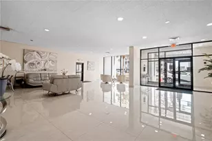 427 Golden Isles Dr, Hallandale Beach, FL 33009 - Photo 23