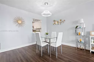 427 Golden Isles Dr, Hallandale Beach, FL 33009 - Photo 11