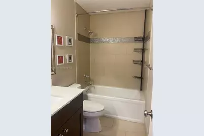 803 SW 119th Way, Davie, FL 33325 - Photo 7