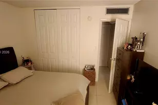 3301 N Country Club Dr, Aventura, FL 33180 - Photo 25