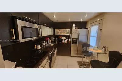 3301 N Country Club Dr #211, Aventura, FL 33180 - Photo 9