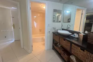 3301 N Country Club Dr, Aventura, FL 33180 - Photo 15