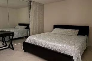 3301 N Country Club Dr, Aventura, FL 33180 - Photo 11