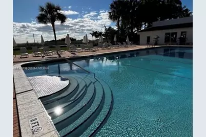 2457 Collins Ave #1605, Miami Beach, FL 33140 - Photo 17