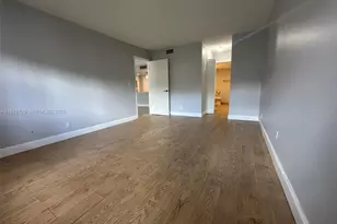 200 Lakeview Dr, Weston, FL 33326 - Photo 25