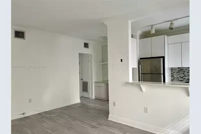 1551 Michigan Ave #13, Miami Beach, FL 33139 - Photo 3