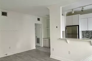 1551 Michigan Ave, Miami Beach, FL 33139 - Photo 3