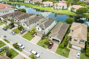 11826 SW 13th Ct, Pembroke Pines, FL 33025 - Photo 45