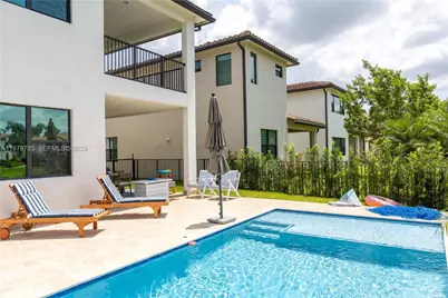 11826 SW 13th Ct, Pembroke Pines, FL 33025 - Photo 1