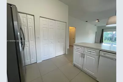 16309 Emerald Cove Rd #16309, Weston, FL 33331 - Photo 13