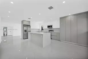 4480 NW 201st St, Miami Gardens, FL 33055 - Photo 9