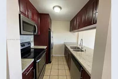 8002 SW 149th Ave #B409, Miami, FL 33193 - Photo 3