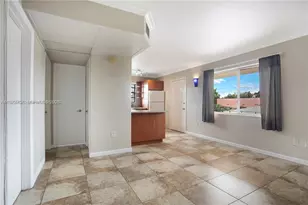 1020 SW 7th St, Miami, FL 33130 - Photo 5