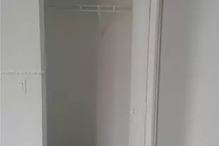 151 SE 1st St, Miami, FL 33131 - Photo 15