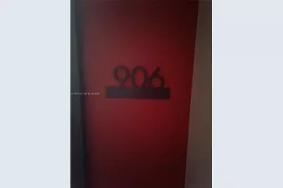 151 SE 1st St #906, Miami, FL 33131 - Photo 13