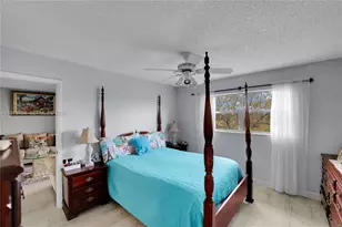 7891 N Sunrise Lakes Dr, Sunrise, FL 33322 - Photo 17