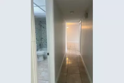 6950 Miami Gardens Dr #2-117, Hialeah, FL 33015 - Photo 15