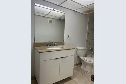 6950 Miami Gardens Dr #2-117, Hialeah, FL 33015 - Photo 25