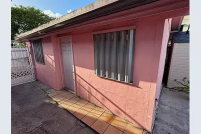 3533 NW 2nd Ter, Miami, FL 33125 - Photo 5