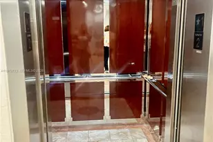 1200 St Charles Pl, Pembroke Pines, FL 33026 - Photo 5