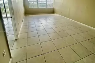 1200 St Charles Pl, Pembroke Pines, FL 33026 - Photo 9