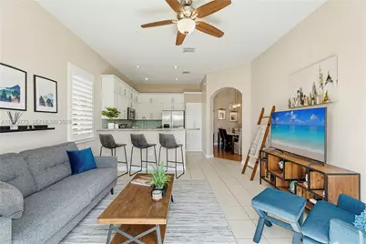 8820 SW 223rd Ter, Cutler Bay, FL 33190 - Photo 5