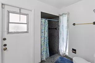 8310 SW 26th Pl, Davie, FL 33328 - Photo 7