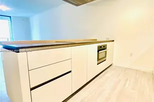 1000 Brickell Plaza, Miami, FL 33131 - Photo 25