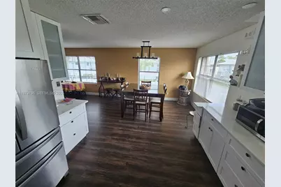 161 SE Village Dr #161, Saint Lucie Village, FL 34952 - Photo 15