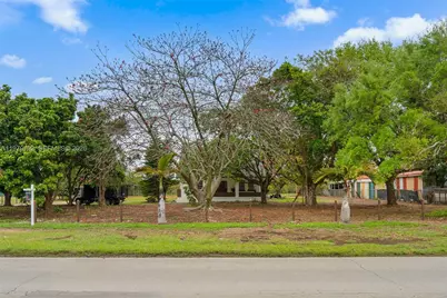 20255 SW 296th St, Homestead, FL 33030 - Photo 3