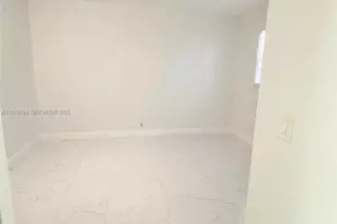 3661 Via Poinciana, Lake Worth, FL 33467 - Photo 5