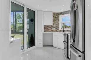 3661 Via Poinciana, Lake Worth, FL 33467 - Photo 17