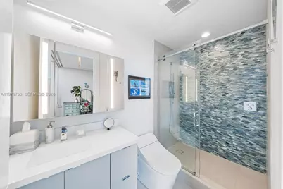 2020 N Bayshore Dr #2510, Miami, FL 33137 - Photo 45