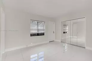 5655 NE 5th Terrace, Oakland Park, FL 33334 - Photo 17