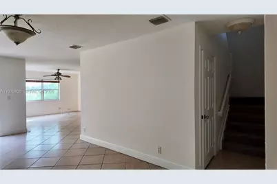 7260 Sienna Ridge Dr, Lauderhill, FL 33319 - Photo 7
