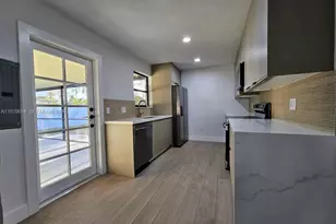 1400 N 70th Terrace, Hollywood, FL 33024 - Photo 5