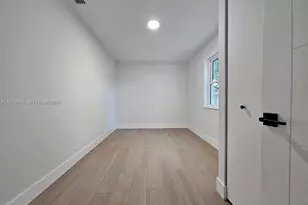 1400 N 70th Terrace, Hollywood, FL 33024 - Photo 11