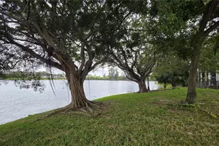 3360 Spanish Moss Terrace, Lauderhill, FL 33319 - Photo 43