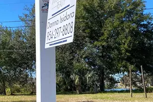 610 NW Phosphate Blvd, Mulberry, FL 33860 - Photo 1