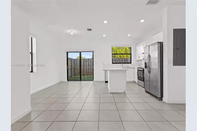21089 NE 8th Ave, Miami, FL 33179 - Photo 17