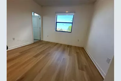 21089 NE 8th Ave, Miami, FL 33179 - Photo 31