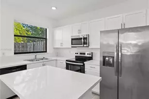 21089 NE 8th Ave, Miami, FL 33179 - Photo 3